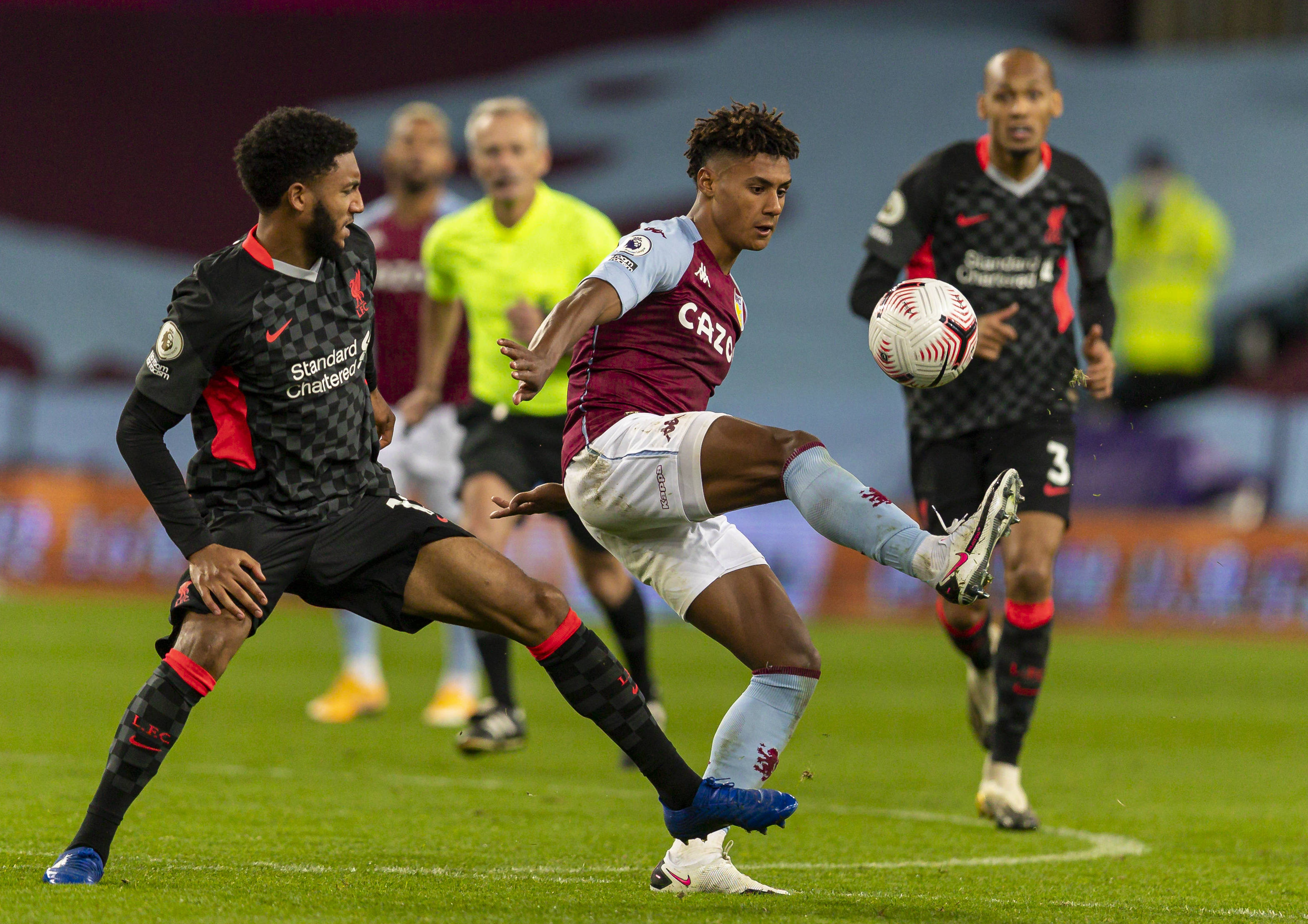 赛场上通过 赛场上通过